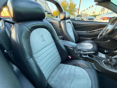 Used 2001 Ford Mustang Cobra image 43
