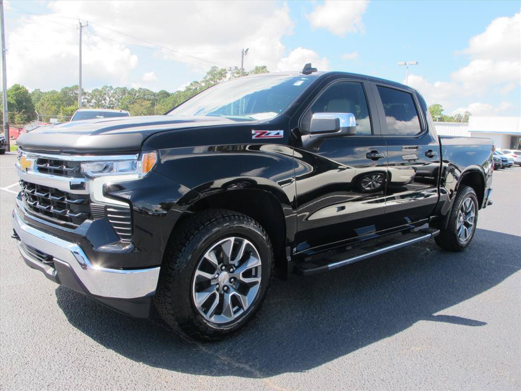Used 2026 Chevrolet Silverado 1500 LT w/ All Star Edition Plus AWD/4WD image 8