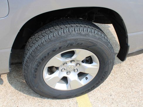 Certified 2025 RAM 1500 Tradesman AWD/4WD image 16