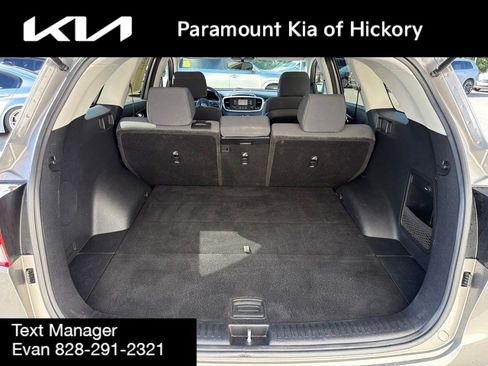 Used 2017 Kia Sorento FWD image 11