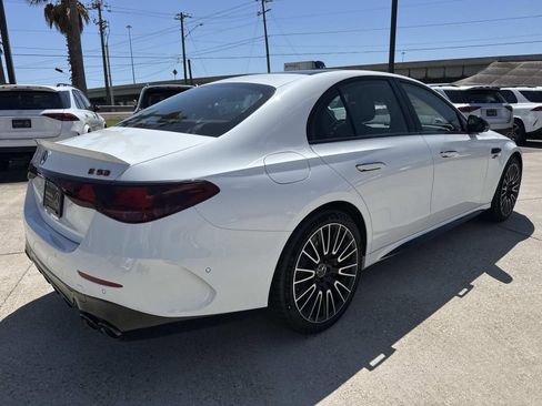 New 2026 Mercedes-Benz E 53 AMG e 4MATIC Sedan image 4