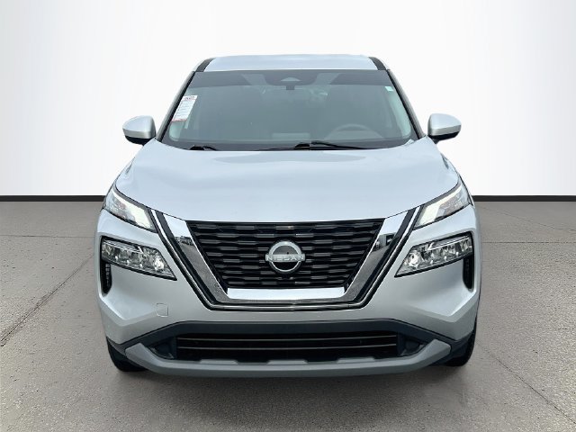 Certified 2023 Nissan Rogue SV FWD image 2