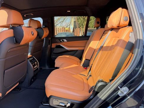 Used 2022 BMW X7 M50i w/ Executive Package image 14