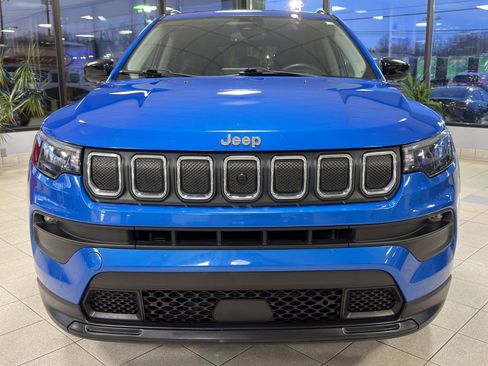 Used 2022 Jeep Compass Latitude image 14