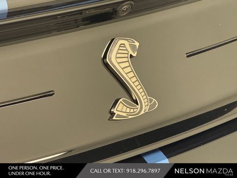 Used 2021 Ford Mustang Shelby GT500 w/ Technology Package RWD image 15