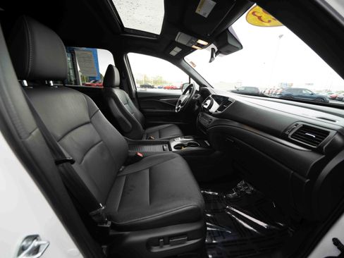 Used 2023 Honda Passport EX-L image 27