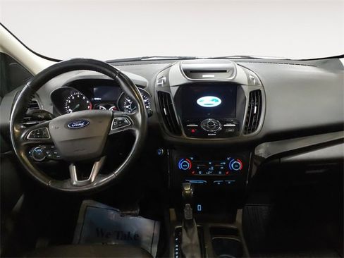 Used 2017 Ford Escape Titanium image 10