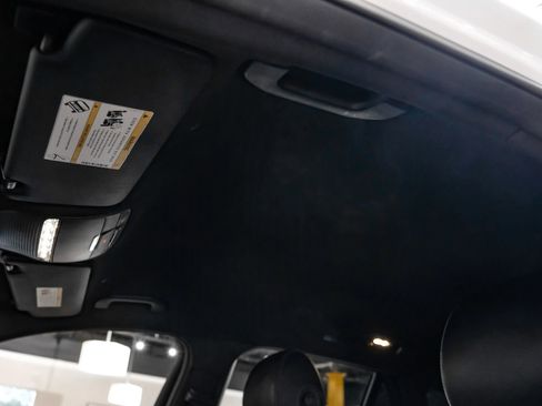 Used 2021 Mercedes-Benz GLC 300 image 31