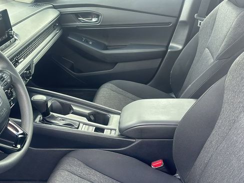 Used 2024 Honda Accord EX image 24