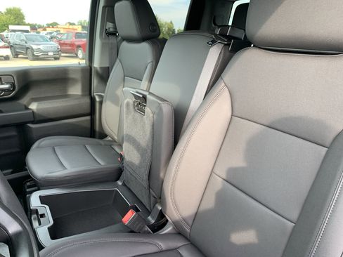 New 2025 GMC Sierra 2500 Pro w/ Convenience Package image 12