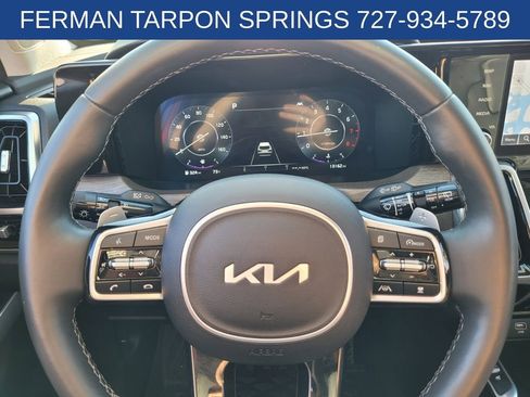 Used 2023 Kia Sorento SX Prestige image 31