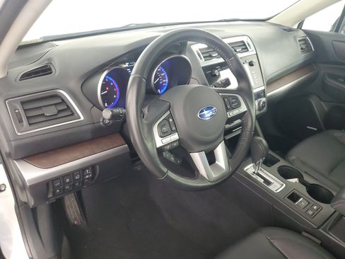 Used 2017 Subaru Outback 2.5i Limited image 11