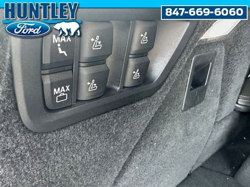 Used 2022 BMW X7 M50i w/ Executive Package image 14