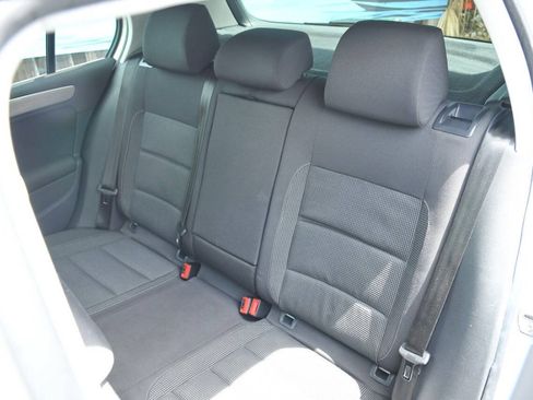 Used 2011 Volkswagen Golf TDI FWD image 19