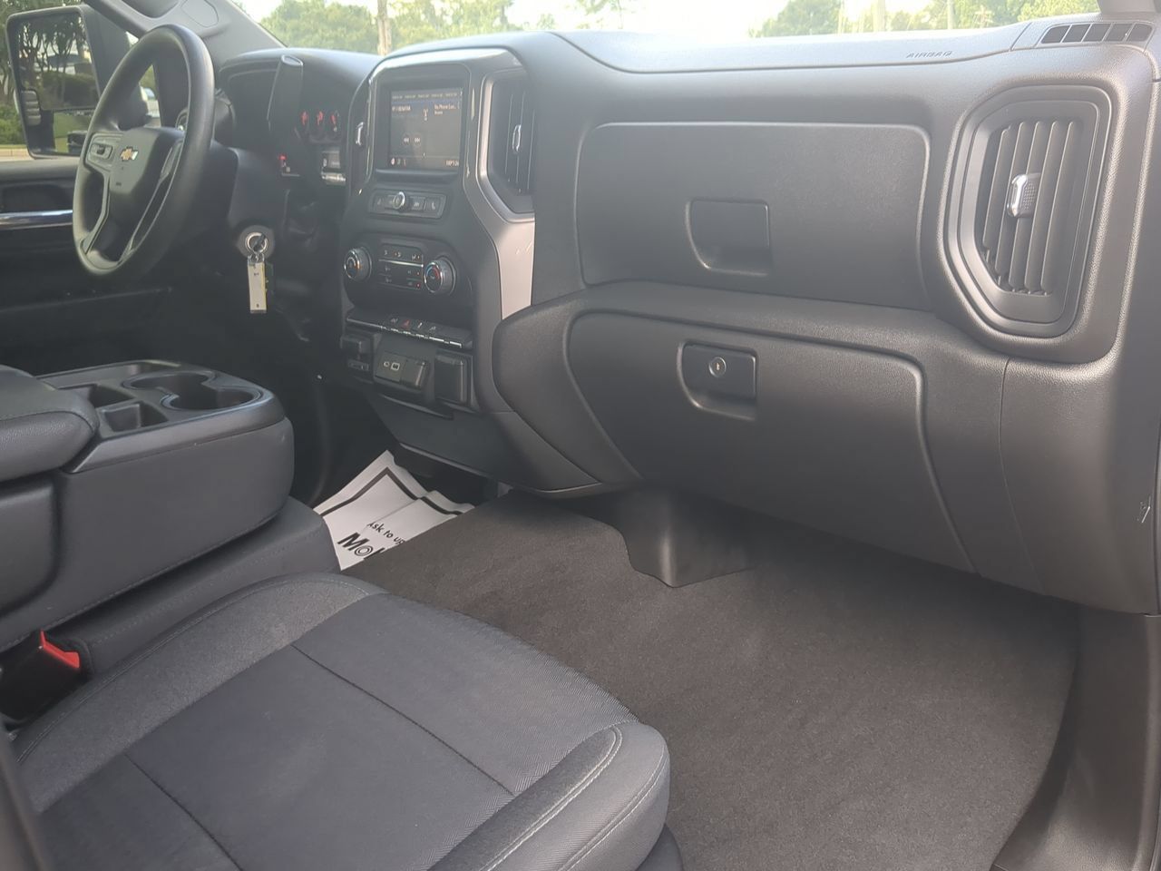Used 2022 Chevrolet Silverado 2500 Custom w/ Custom Convenience Package AWD/4WD image 29