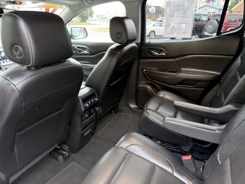 Used 2017 GMC Acadia SLT image 10