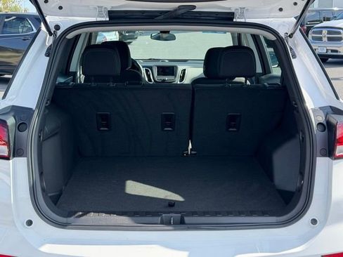 Used 2023 Chevrolet Equinox LS image 21