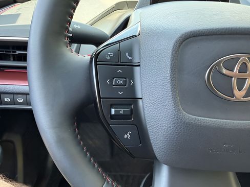 Used 2024 Toyota Prius Prime Premium w/ Advanced Technology Package FWD image 15