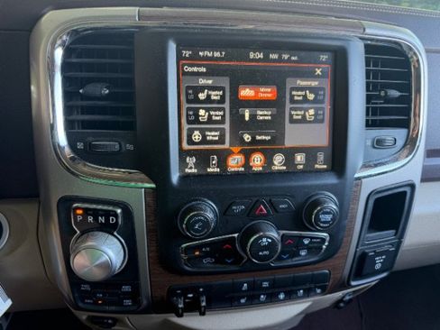 Used 2017 RAM 1500 Laramie AWD/4WD image 4
