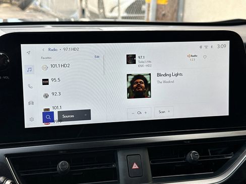 Used 2025 Lexus UX 300h AWD w/ Cold Area Package image 21