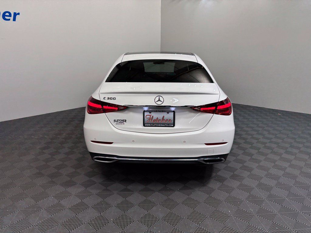 Used 2023 Mercedes-Benz C 300 Sedan image 4