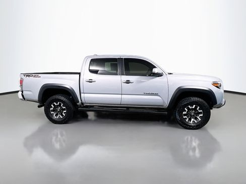 Used 2021 Toyota Tacoma TRD Off-Road RWD image 3