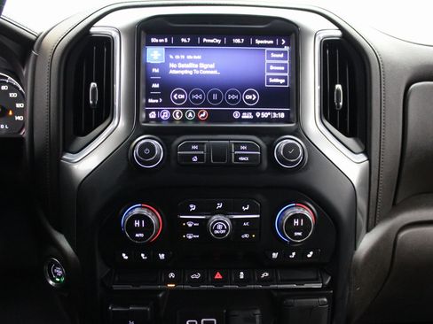 Used 2020 Chevrolet Silverado 1500 LTZ w/ LTZ Convenience Package image 35