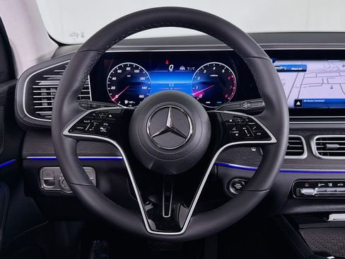 New 2026 Mercedes-Benz GLS 450 GLS 450 image 18