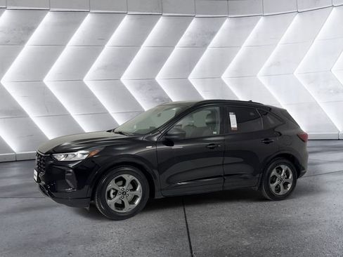 Used 2023 Ford Escape ST-Line FWD image 3