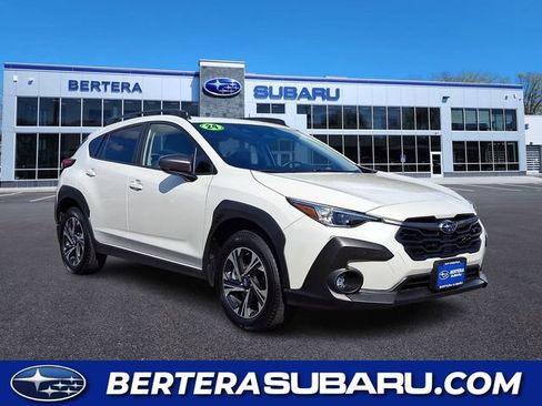 Used 2024 Subaru Crosstrek 2.0i Premium AWD/4WD image 1