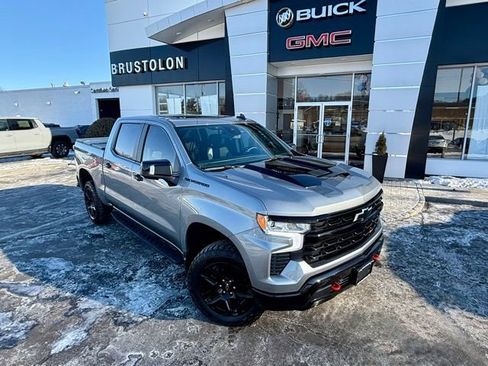 Used 2024 Chevrolet Silverado 1500 LT Trail Boss w/ LT Trail Boss Premium Package image 2