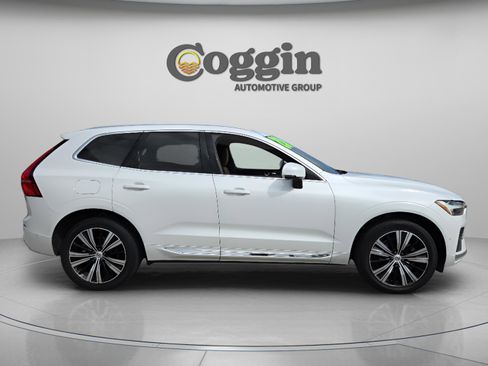 Used 2022 Volvo XC60 B5 Inscription w/ Advanced Package image 7