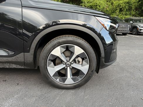 Certified 2024 Volvo XC40 B5 Core w/ Protection Package Premier AWD/4WD image 13