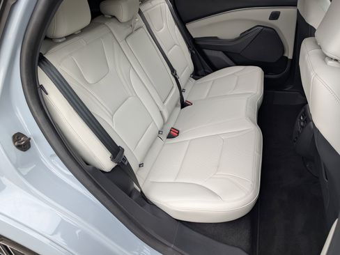 Used 2025 Ford Mustang Mach-E Premium RWD image 19