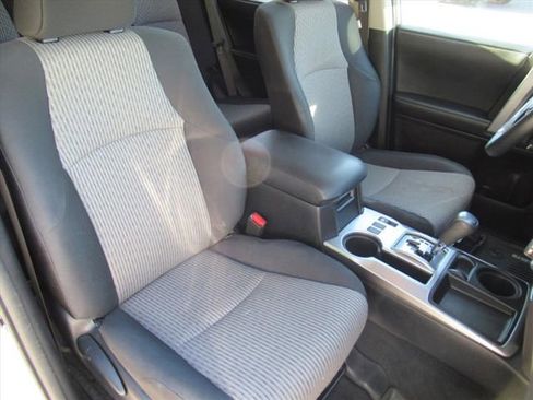 Used 2018 Toyota 4Runner SR5 RWD image 9