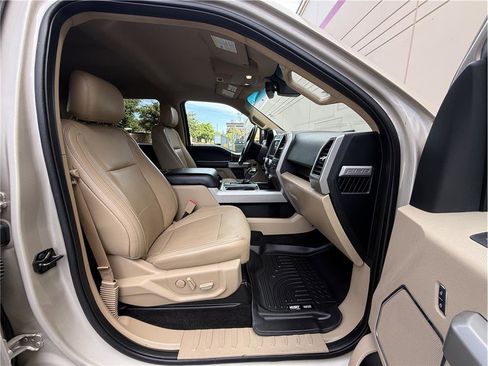 Used 2017 Ford F150 Lariat w/ Equipment Group 502A Luxury AWD/4WD image 46