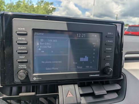 Used 2020 Toyota RAV4 XLE w/ All Weather Liner Package AWD/4WD image 22