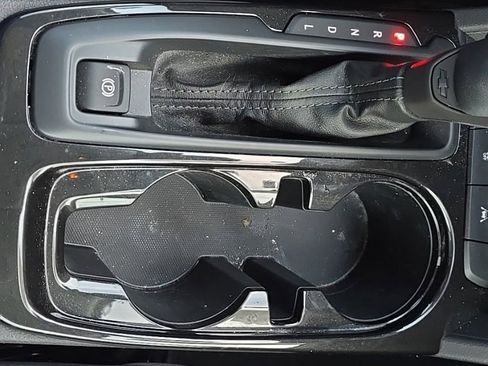 Used 2024 Chevrolet TrailBlazer LT w/ Driver Confidence Package image 17