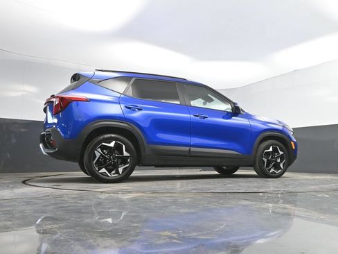 Used 2025 Kia Seltos S FWD image 40