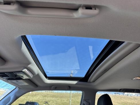 Used 2024 Toyota 4Runner Limited image 18