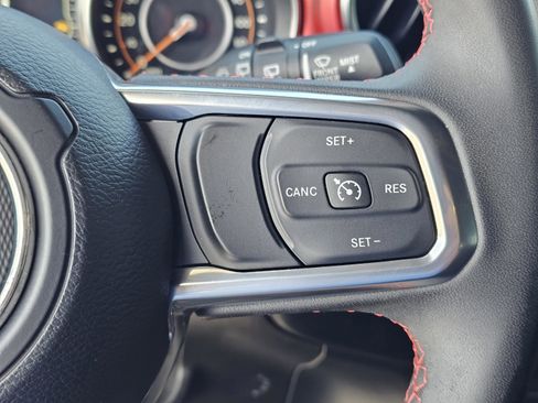 Used 2023 Jeep Wrangler Unlimited Rubicon image 43