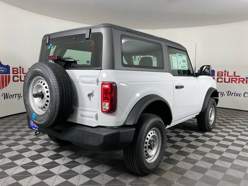 New 2026 Ford Bronco 2-Door AWD/4WD image 3