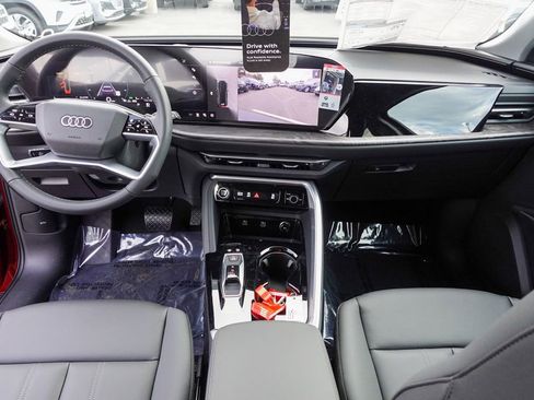 New 2025 Audi Q5 Premium image 26