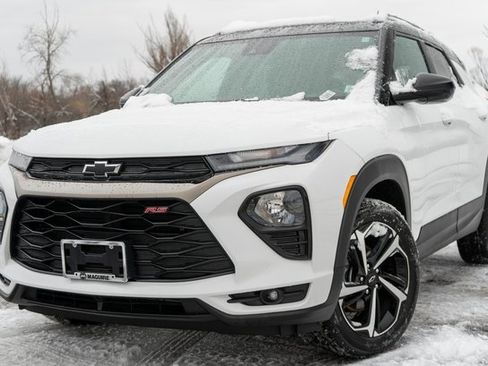 Used 2022 Chevrolet TrailBlazer RS w/ Convenience Package image 1