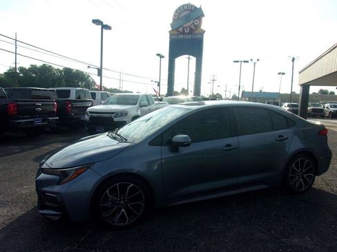 Used 2021 Toyota Corolla SE FWD image 1
