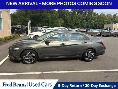 Used 2024 Hyundai Elantra SEL w/ Convenience Package FWD image 6