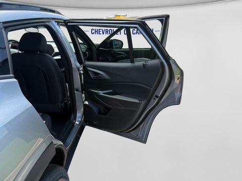 New 2026 Chevrolet Trax LT w/ Midnight Edition FWD image 16