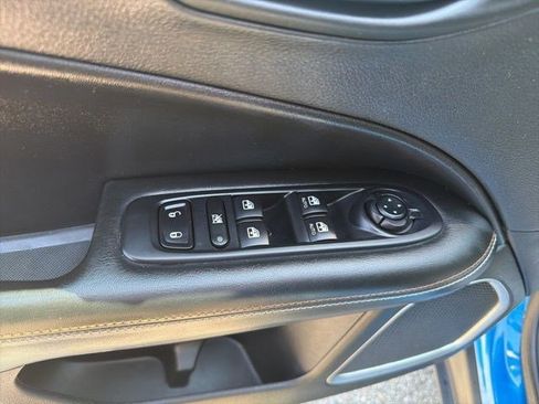 Used 2019 Jeep Compass Sport w/ Cold Weather Group AWD/4WD image 12