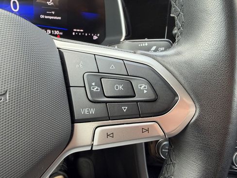 Used 2024 Volkswagen Jetta SE FWD image 14