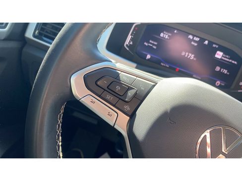 Used 2023 Volkswagen Atlas SE AWD/4WD image 25